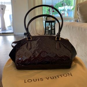 Louis Vuitton Paris purse